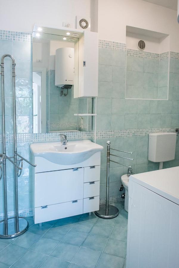 Apartmán N011 - Numana, Nuovo Bilocale Con Giardino Sirolo Exteriér fotografie